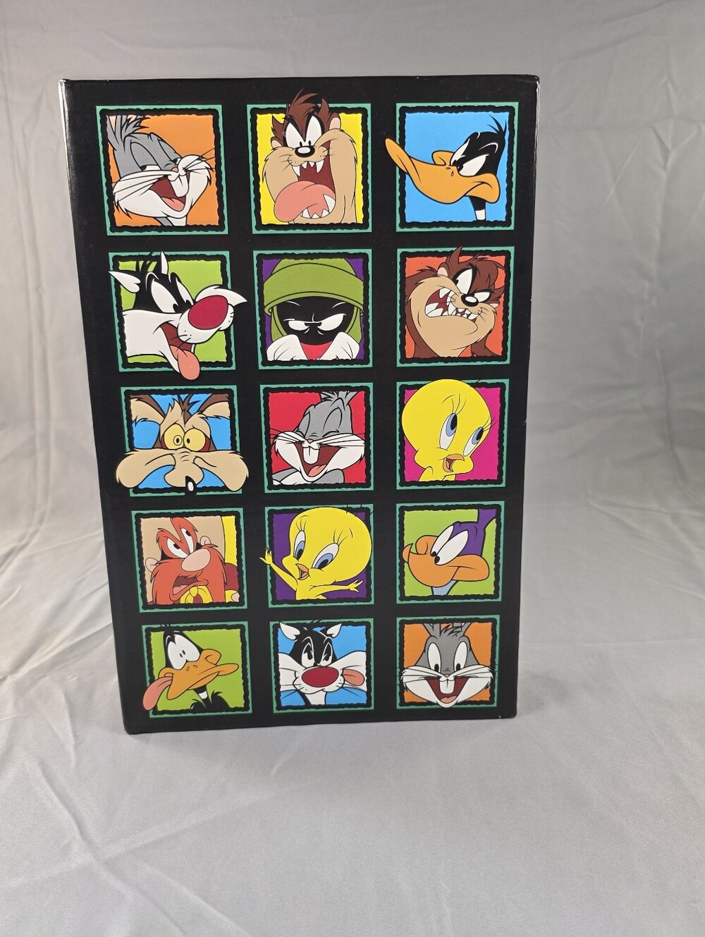 vintage 1997 Warner Bros. Looney Tunes 3-ring binder photo album